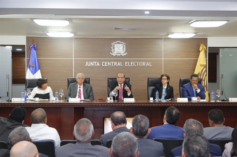 El Pleno de la Junta Central Electoral (JCE).