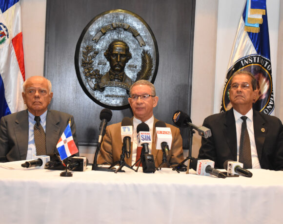 Foto 1, Wilson Gómez, Julio Rodríguez y Jacinto Pichardo.