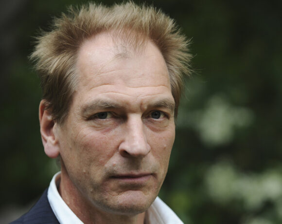 Julian Sands